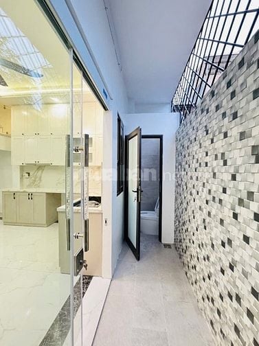 Siêu hiếm NHÀ XÂY ĐỘC LẬP SÂN CỔNG 4 tầng TẠI ĐÔNG KHÊ-HP