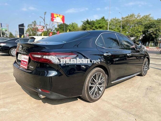 Toyota Camry 2022 2.5 Q - 14100 km xe HÃNG BHANH