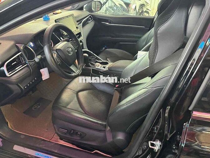 Toyota Camry 2022 2.5 Q - 14100 km xe HÃNG BHANH