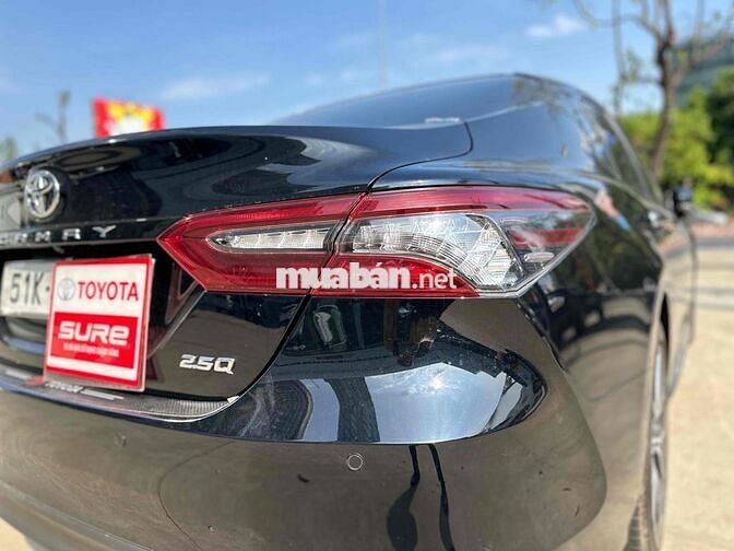 Toyota Camry 2022 2.5 Q - 14100 km xe HÃNG BHANH