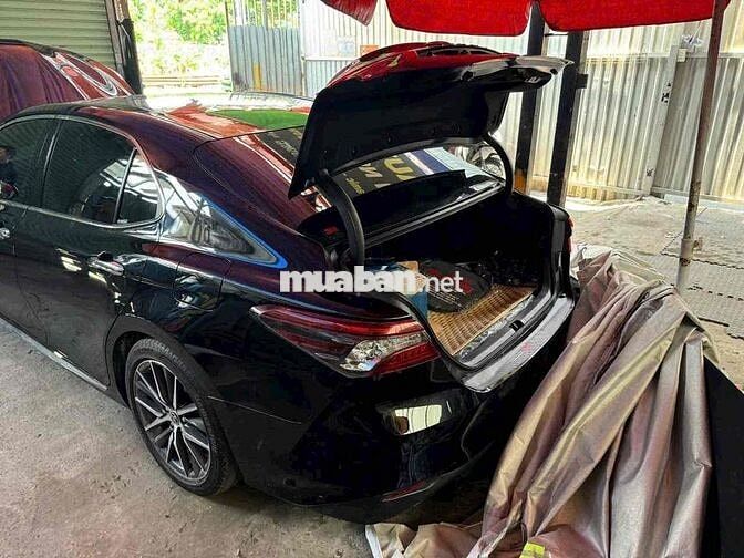 Toyota Camry 2022 2.5 Q - 14100 km xe HÃNG BHANH