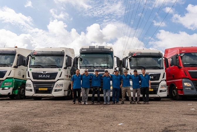 Tuyển Tài Xế Lái Xe Đầu Kéo Lương Cao (Kho: Đồng Nai, Tây Ninh, BRVT)