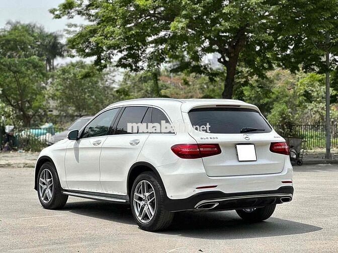 Mercedes Benz GLC Class 2018 300 4MATIC AT - 52000
