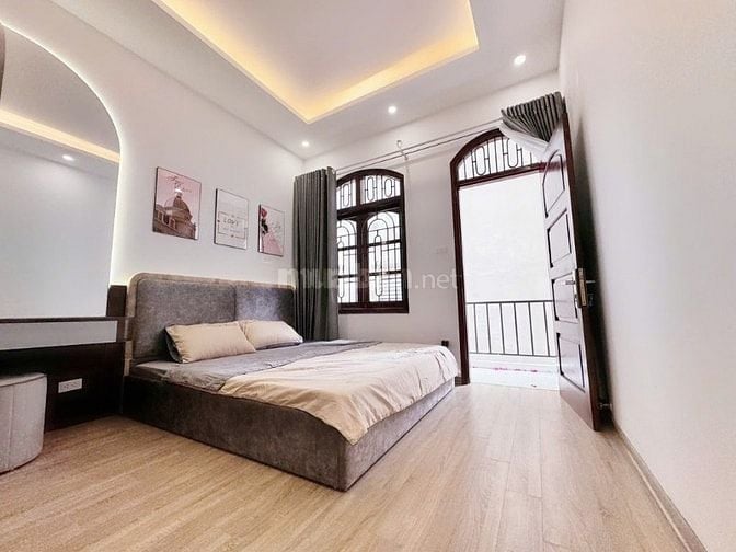 Chính chủ bán nhà 4 tầng 50m2 ngõ 192 Lê Trọng Tấn, ô tô 9,5 tỷ