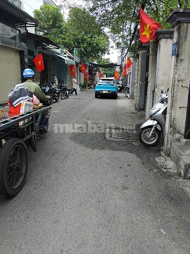 Nhà MẶT TIỀN đường số 3 p9 .DT 3,6x25m Nhà vị trí đẹp đang kinh doanh 