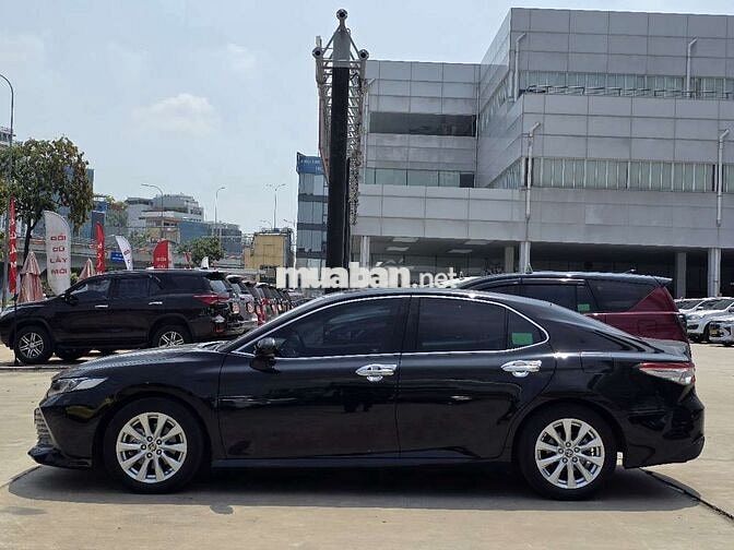 Toyota Camry 2021 2.0G - Xăng Tự Động - Có Trả Góp