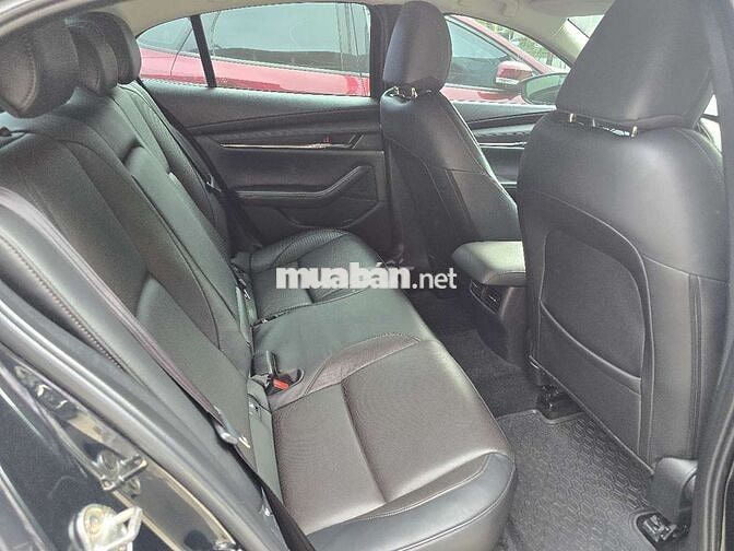 Mazda 3 Luxury sx 2022 xe chất
