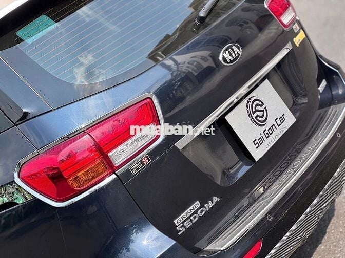 Kia Carnival 2.2 DATH 2018 - 88000 km