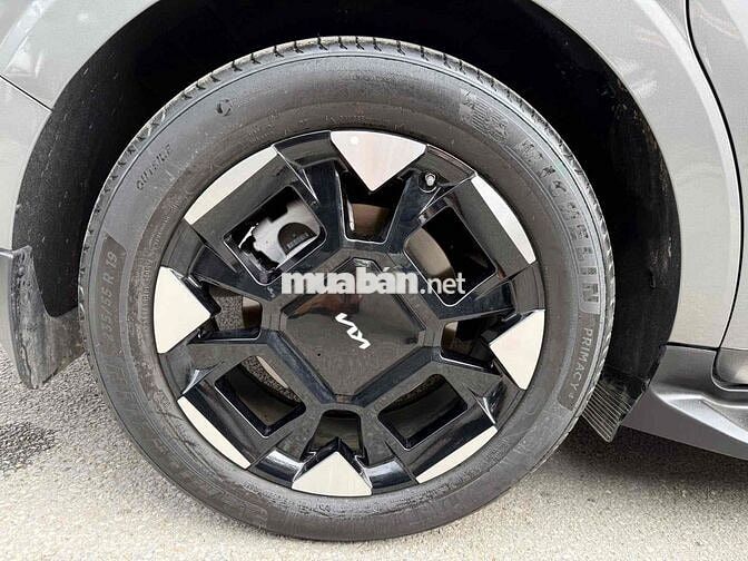 Kia Carnival 2024 2.2D Signature  - 1700 km