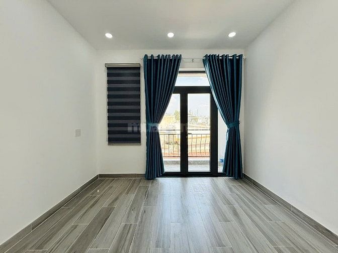 CHÍNH CHỦ BÁN 3 CĂN ĐỒNG BỘ MỚI XÂY ĐÚC 2 LẦU SÂN THƯỢNG HẺM 5M 