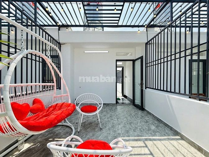 CHÍNH CHỦ BÁN 3 CĂN ĐỒNG BỘ MỚI XÂY ĐÚC 2 LẦU SÂN THƯỢNG HẺM 5M 