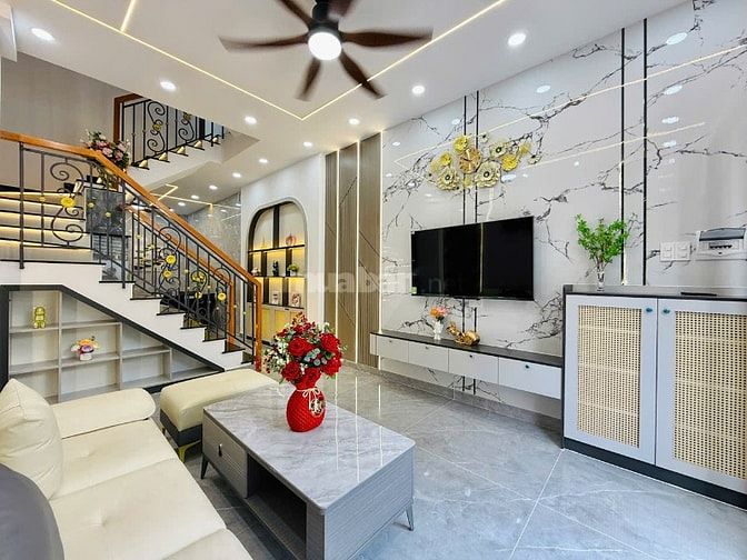 CHÍNH CHỦ BÁN 3 CĂN ĐỒNG BỘ MỚI XÂY ĐÚC 2 LẦU SÂN THƯỢNG HẺM 5M 