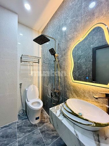 CHÍNH CHỦ BÁN 3 CĂN ĐỒNG BỘ MỚI XÂY ĐÚC 2 LẦU SÂN THƯỢNG HẺM 5M 