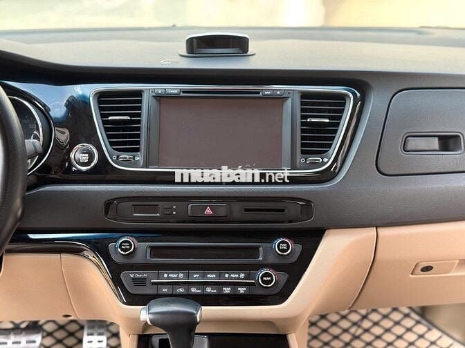 Kia Carnival 2.2 DATH 2018 - 88000 km