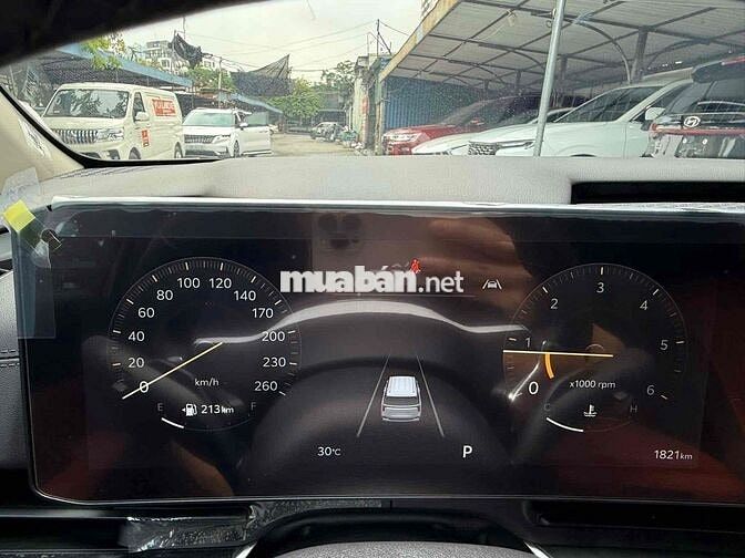 Kia Carnival 2024 2.2D Signature  - 1700 km