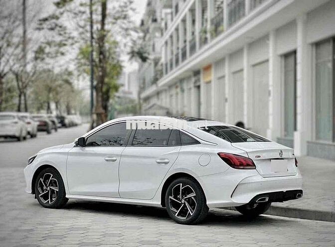 MG MG5 2024 - 7000 km LUXURY