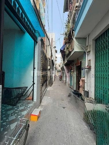 Nhà bán quận 6 đường bình tiên DT 3m75 x 9m 1lầu 2pn 