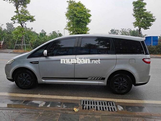 Luxgen M7 2013 Tôi không rõ - 180000 km