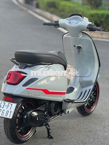 Piago- Vespa 2021