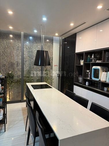 SIÊU PHẨM NHÀ 6 TẦNG – KHU KIỀU ĐÀM QUẬN 7 – CÓ THANG MÁY – HỒ BƠI