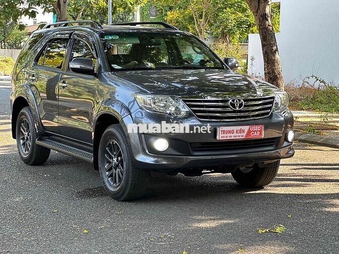 Toyota Fortuner 2012 2.7V 4x4 AT - 91000 km