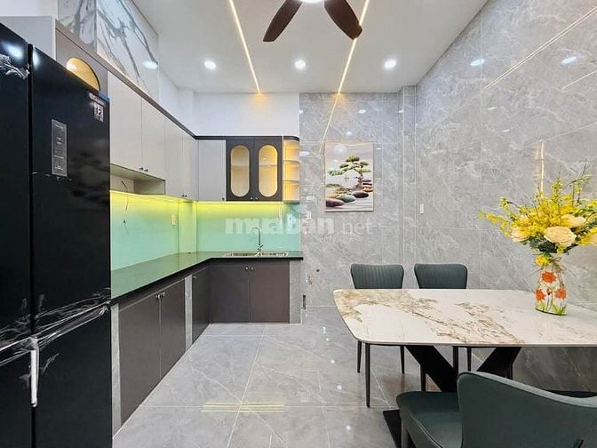 Bán nhà trệt 3 lầu Full nội thất gần TH Võ Thị Sáu 