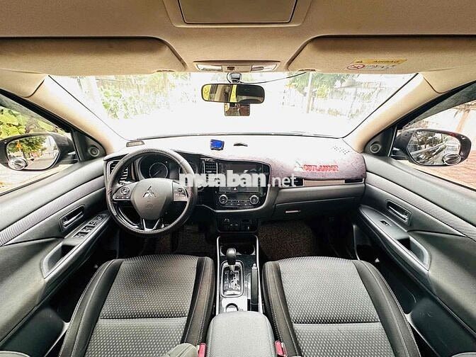 Mitsubishi Outlander 2019 2.0 CVT - 60000 km