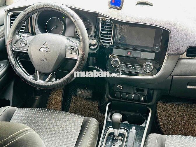 Mitsubishi Outlander 2019 2.0 CVT - 60000 km