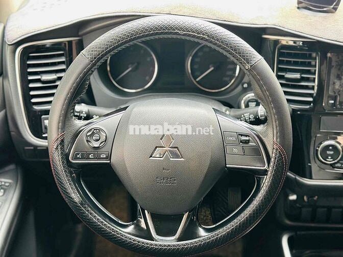 Mitsubishi Outlander 2019 2.0 CVT - 60000 km