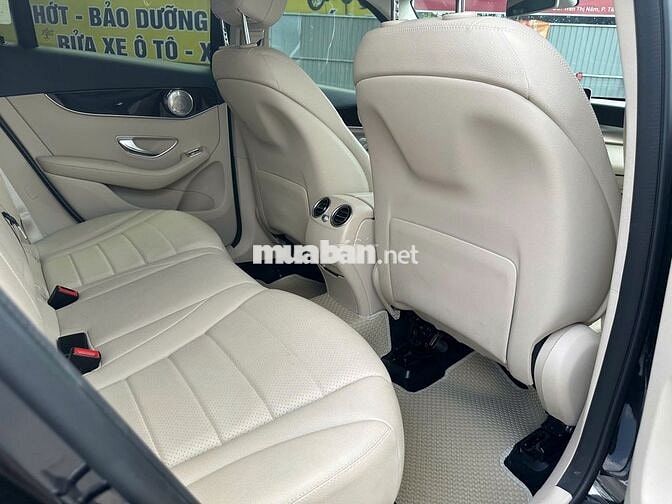 Mercedes Benz GLC Class 2020 - 41000 km