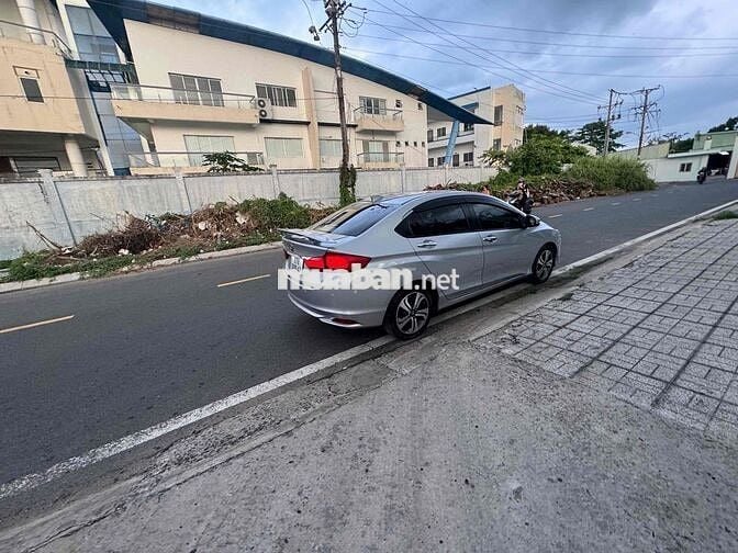 Honda City 2016 1.5 CVT - 130000 km