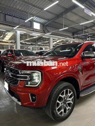 Ban Everest Titanium 2022 siêu lướt màu hiếm