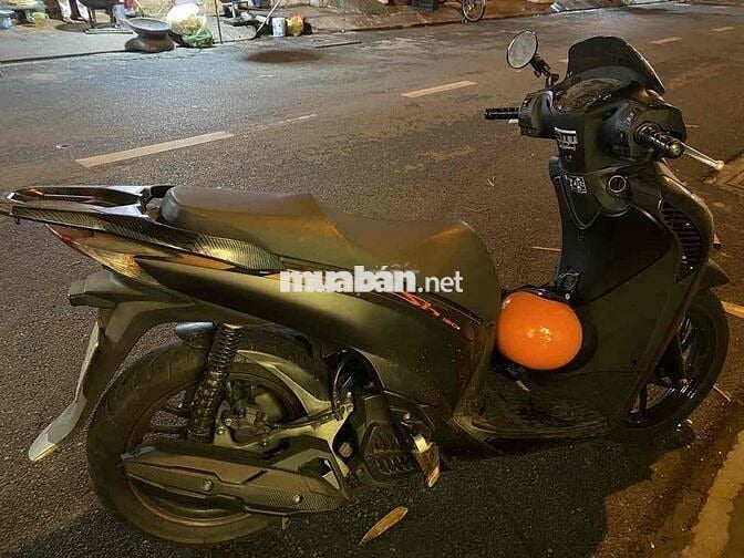 Đổi xe nên cần bán Sh Việt lên vỏ Ý, chính chủ