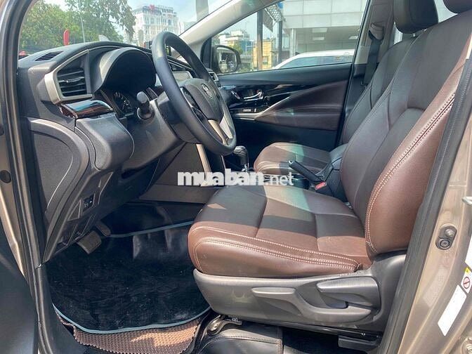 Toyota Innova 2019 2.0G - 156000 km