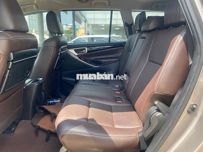 Toyota Innova 2019 2.0G - 156000 km