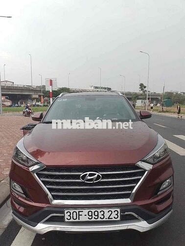Hyundai Tucson 2019 2.0L Tiêu chuẩn - 33000 km