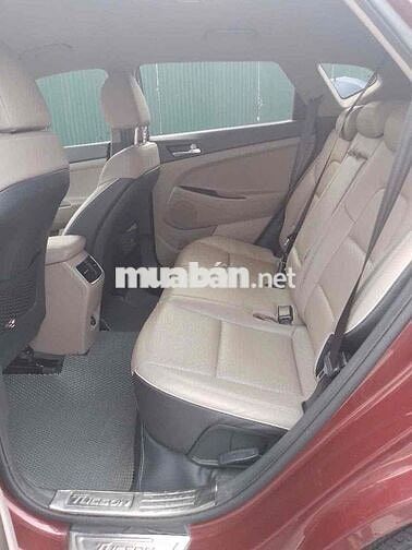 Hyundai Tucson 2019 2.0L Tiêu chuẩn - 33000 km