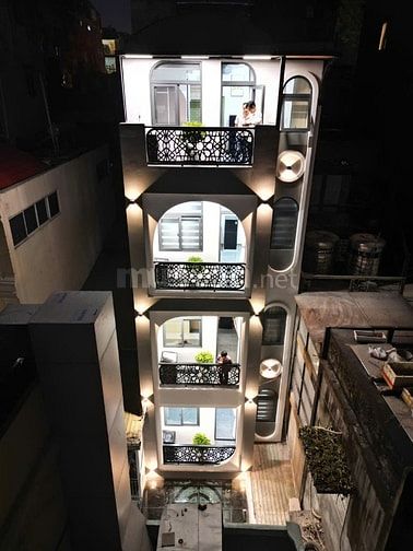 CHDV 5 tầng gồm 14 phòng tại Bến Thành Quận 1 giá 28,8 tỷ