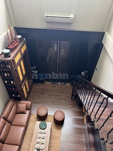 Bán nhà đẹp để ở và kinh doanh giá mềm 