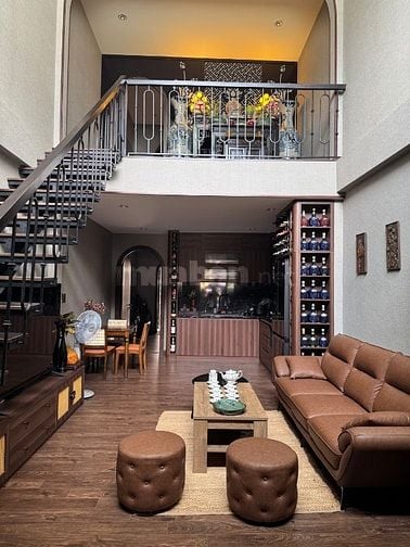 Bán nhà đẹp để ở và kinh doanh giá mềm 