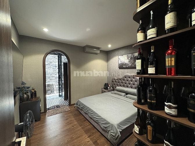 Bán nhà đẹp để ở và kinh doanh giá mềm 