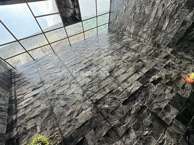 Bán nhà đẹp để ở và kinh doanh giá mềm 