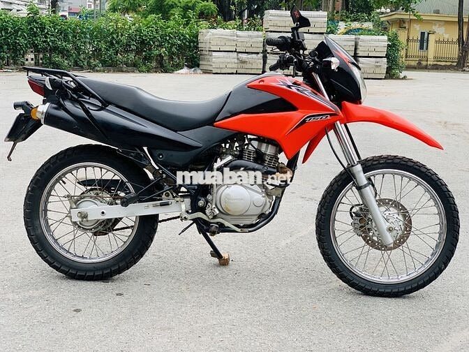 HONDA XR 150 TRẮNG ĐỎ DÁNG CÀO CÀO ĐẸP ĐI PHƯỢT