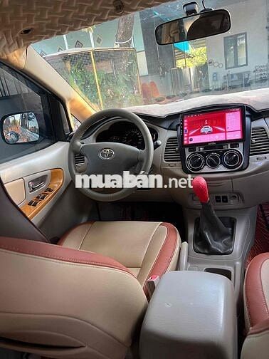 Toyota Innova 2010 G - xe gia đình