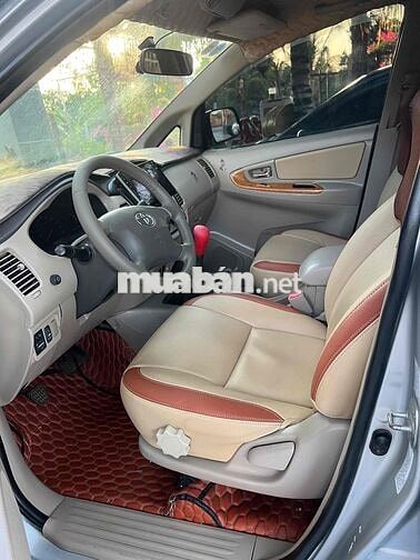 Toyota Innova 2010 G - xe gia đình