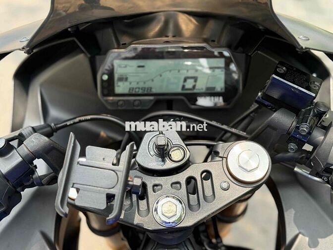 Yamaha R15 Đời 2021 Chạy Đúng 8 Ngàn 1 Chủ