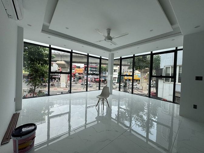 NHÀ MẶT PHỐ QUANG TRUNG, HÀ ĐÔNG.
