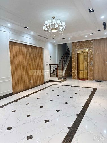 Siêu phẩm phân lô Hoàng Quốc Việt - ô tô tránh - nhà mới cực hiếm