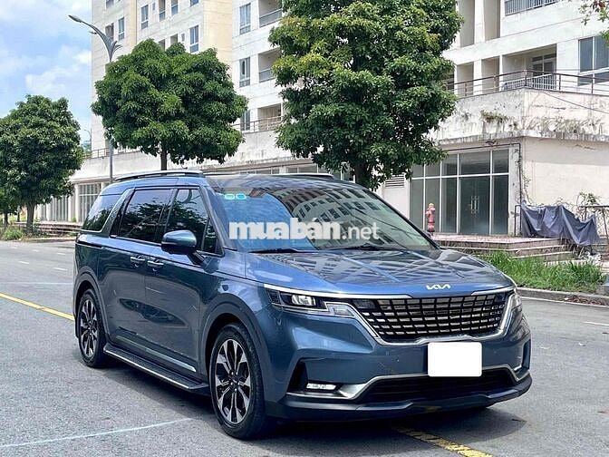 Xe Kia Carnival 2022 2.2D Premium 8 chỗ - 49900 km
