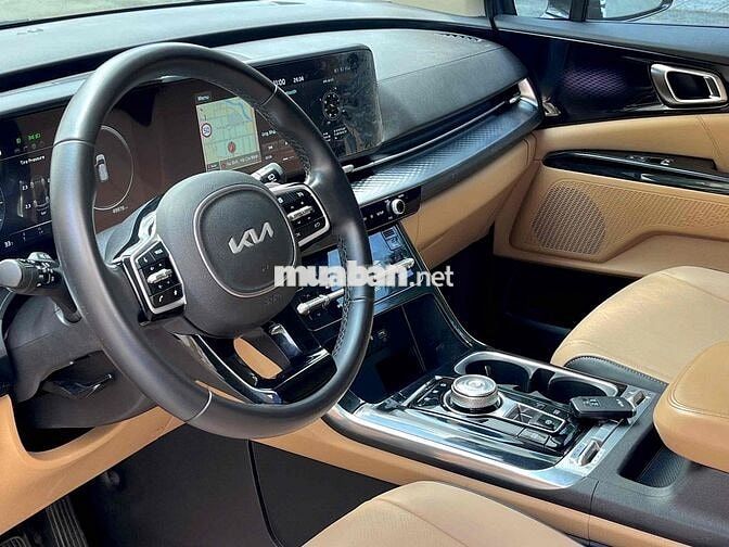 Xe Kia Carnival 2022 2.2D Premium 8 chỗ - 49900 km